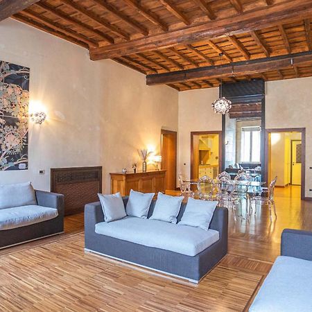 Piazza Venezia Charming Apartments With View โรม ภายนอก รูปภาพ