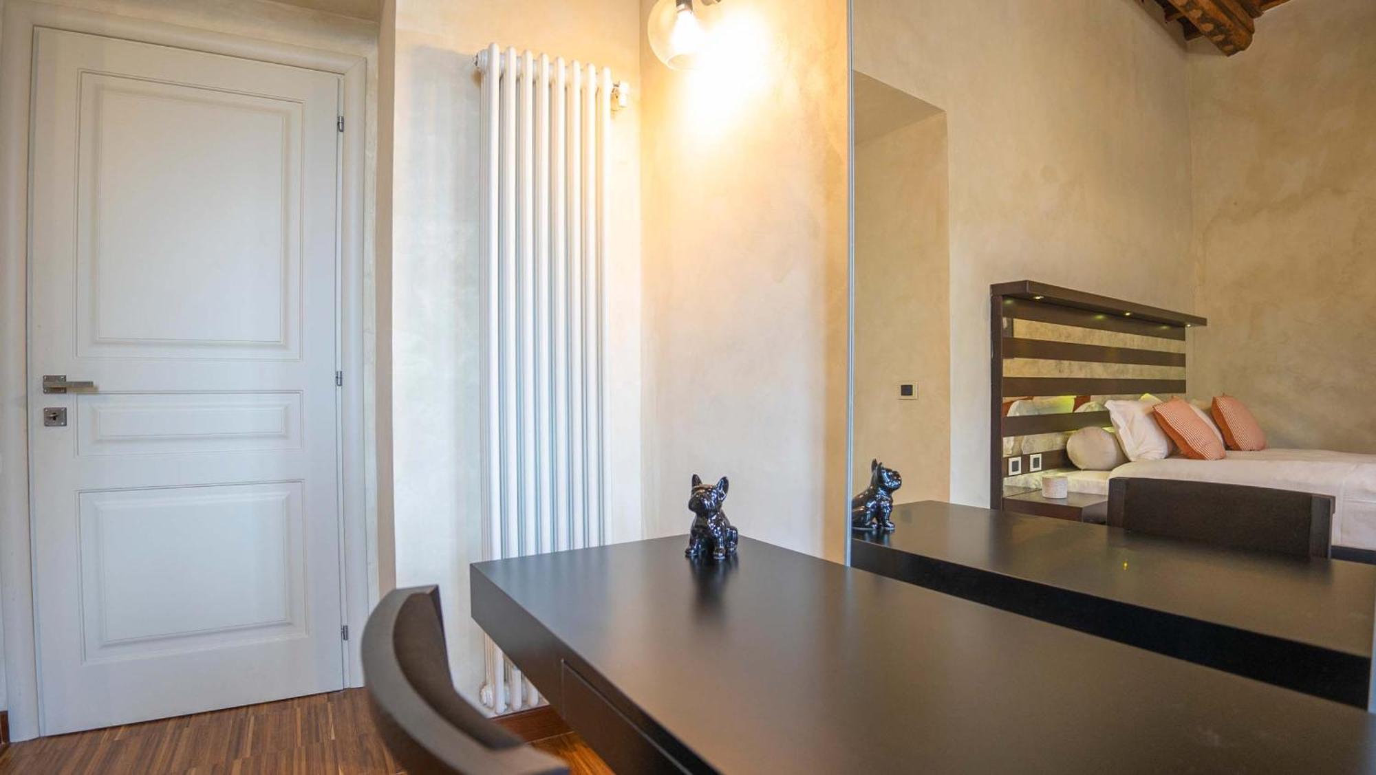 Piazza Venezia Charming Apartments With View โรม ภายนอก รูปภาพ